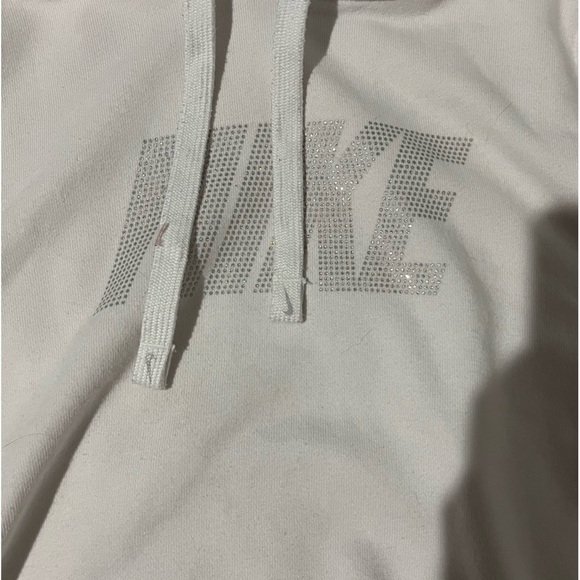 🤍White Sparkle Nike Hoodie - Picture 2 of 3